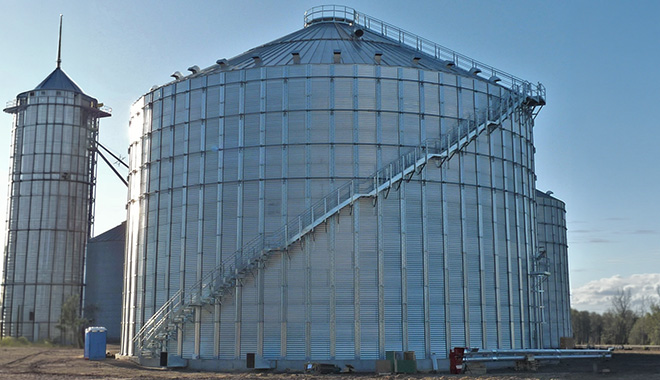 A-Series Sidewall Stairs: Built for Stability and Heavy-Duty Use on Grain Bins
